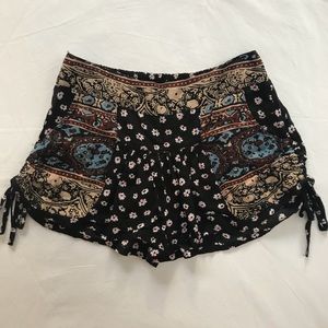 Design Lab Lord & Taylor bohemian shorts XS